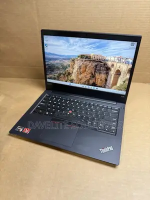 Laptop Lenovo ThinkPad x395 8GB AMD Ryzen 5 SSD 256GB