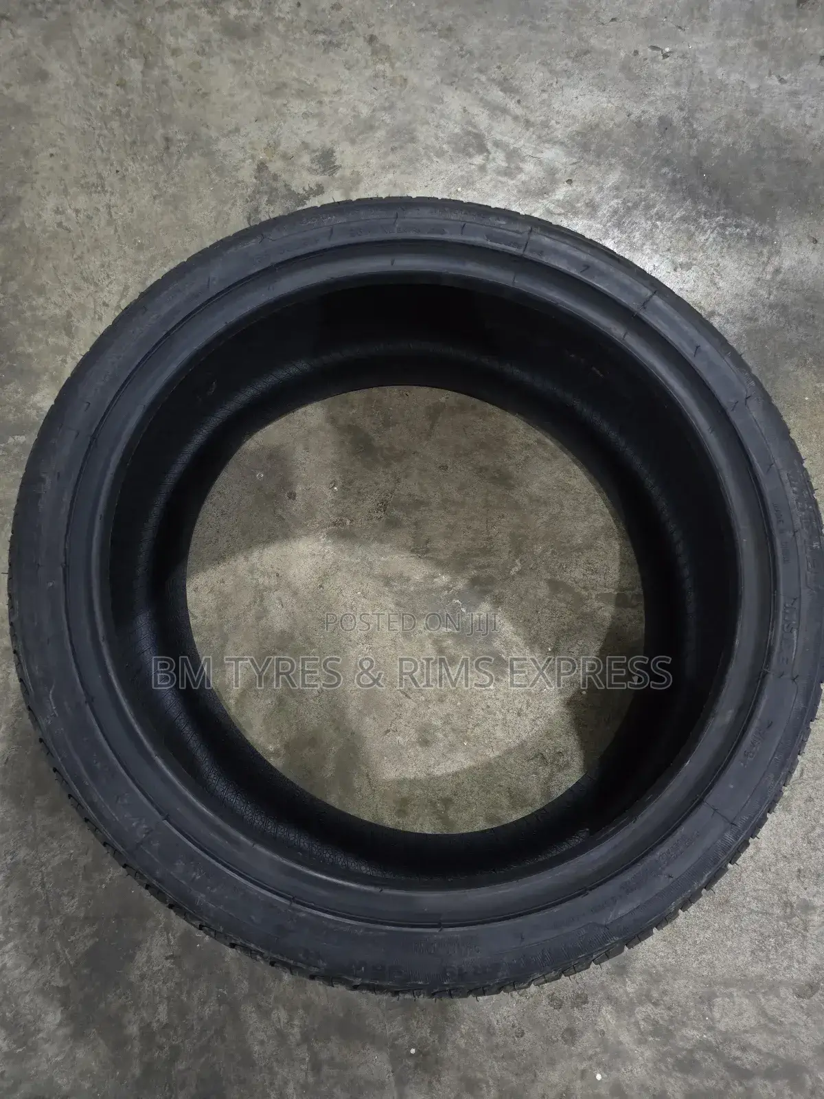 255 /35 R19 Wideway Tyres.