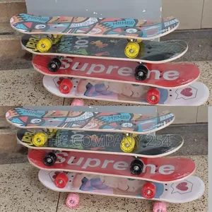 Quality Unisex Skating Designer Board Available