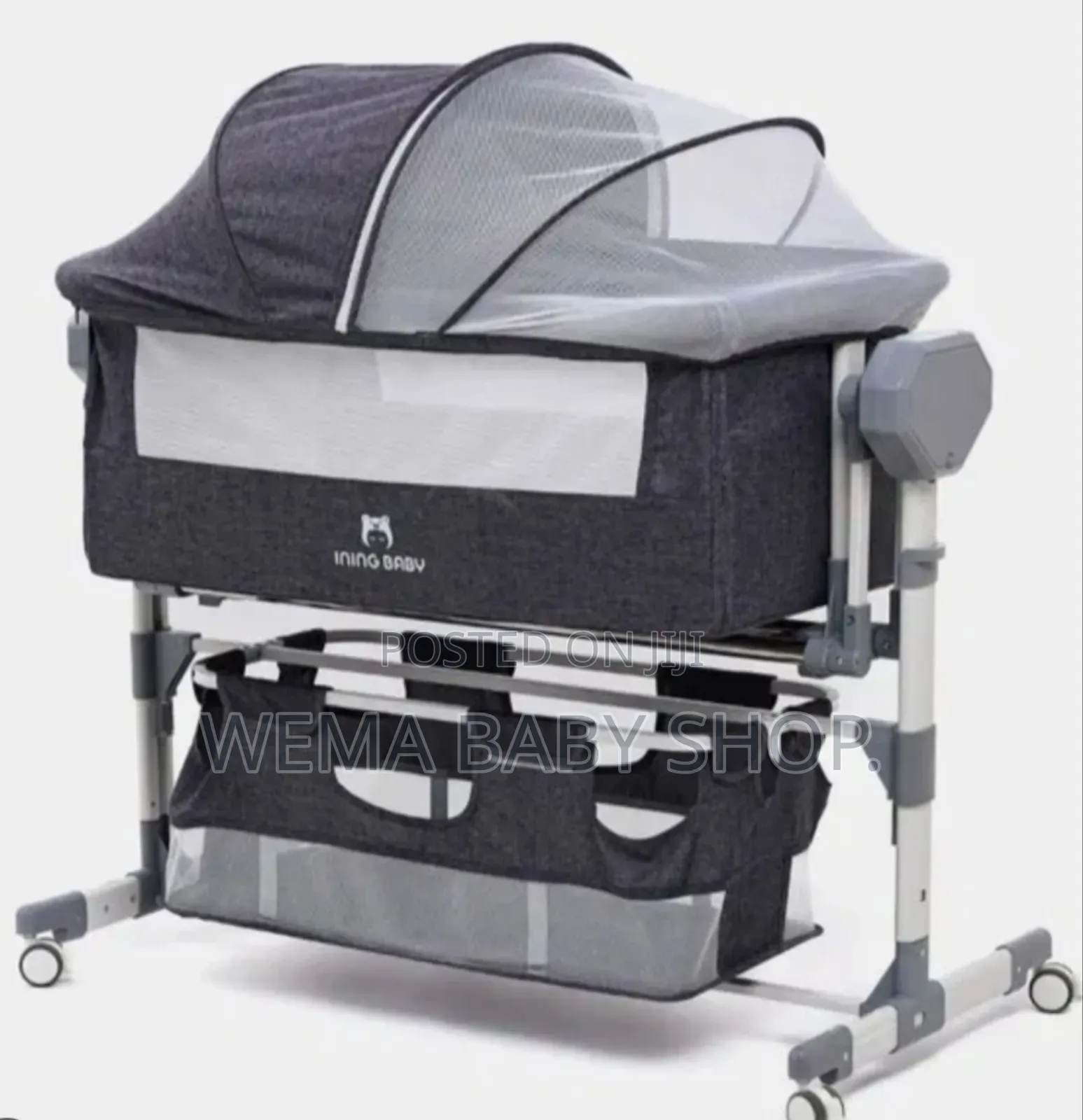 Electric Portable Rocking Bassinet/Cosleeper With Music and Remote