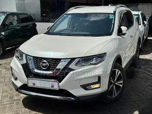 Nissan X-Trail 2.0 Petrol AWD 2018 White