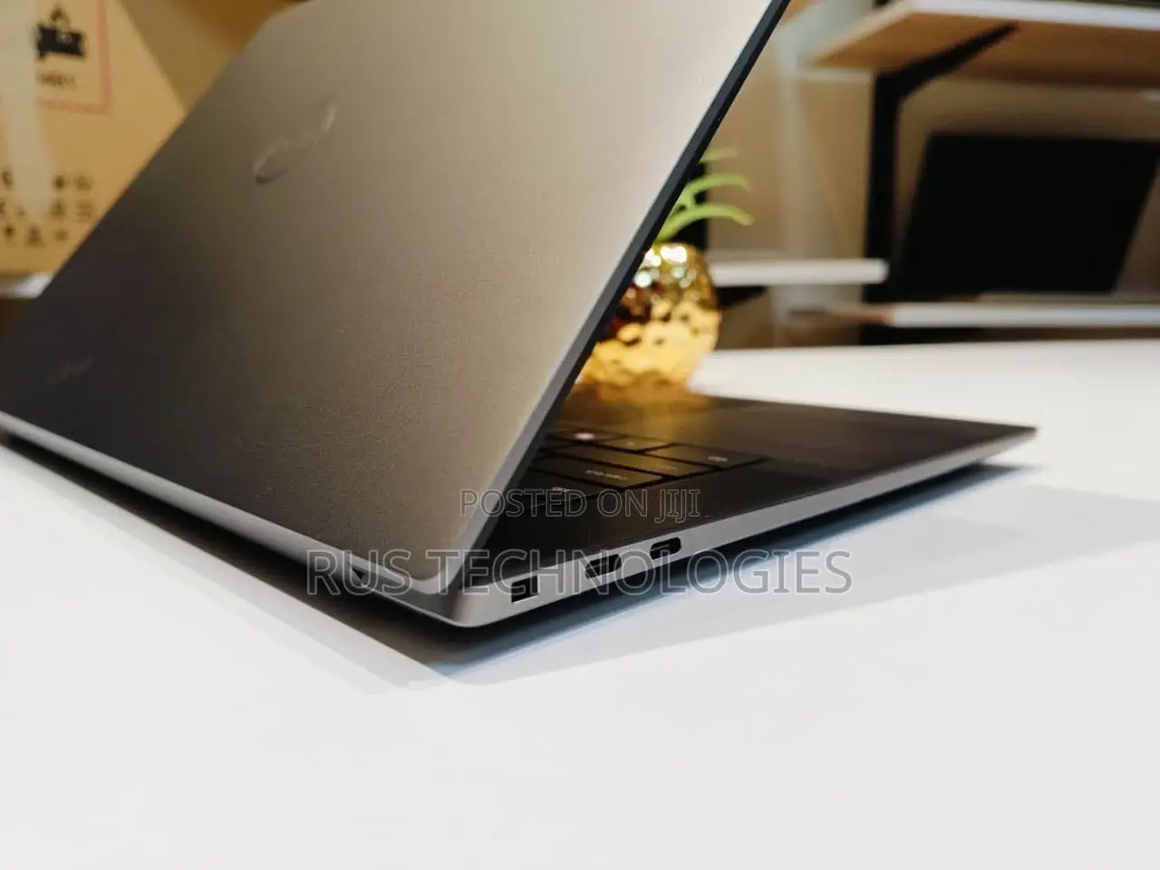 Laptop Dell Precision 5560 24GB Intel Core i9 SSD 1T