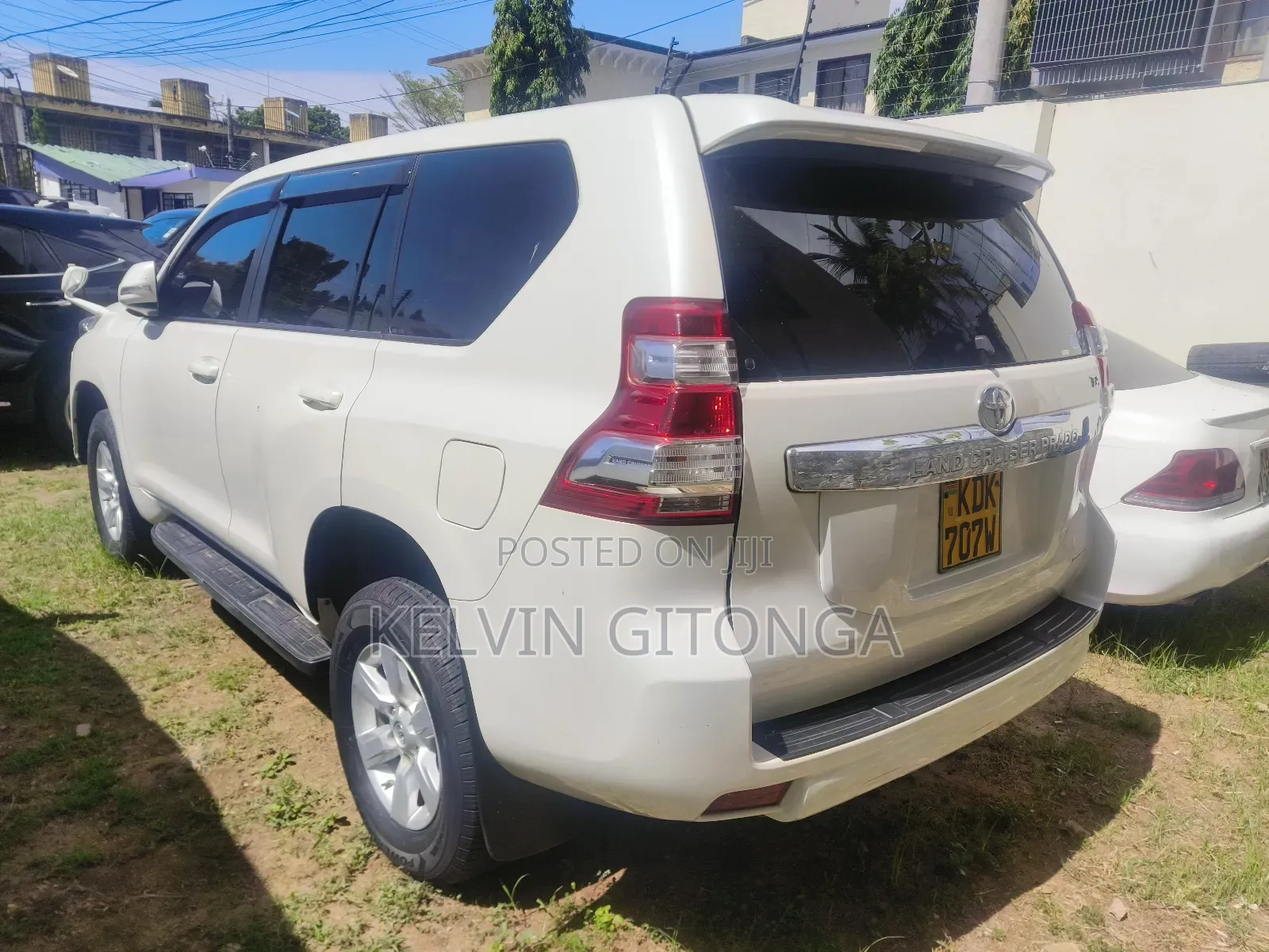 Toyota Land Cruiser Prado 2015 White