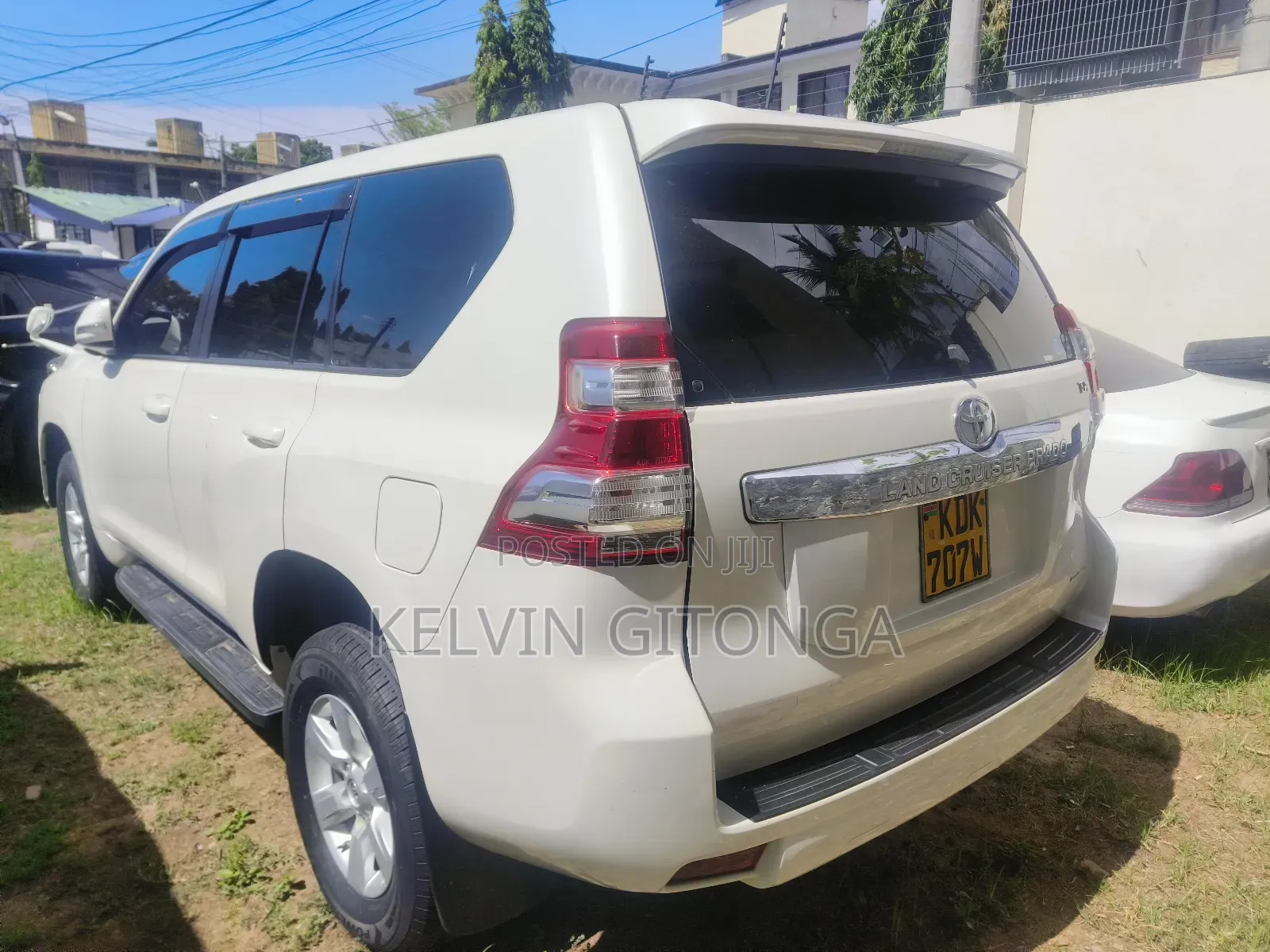 Toyota Land Cruiser Prado 2015 White