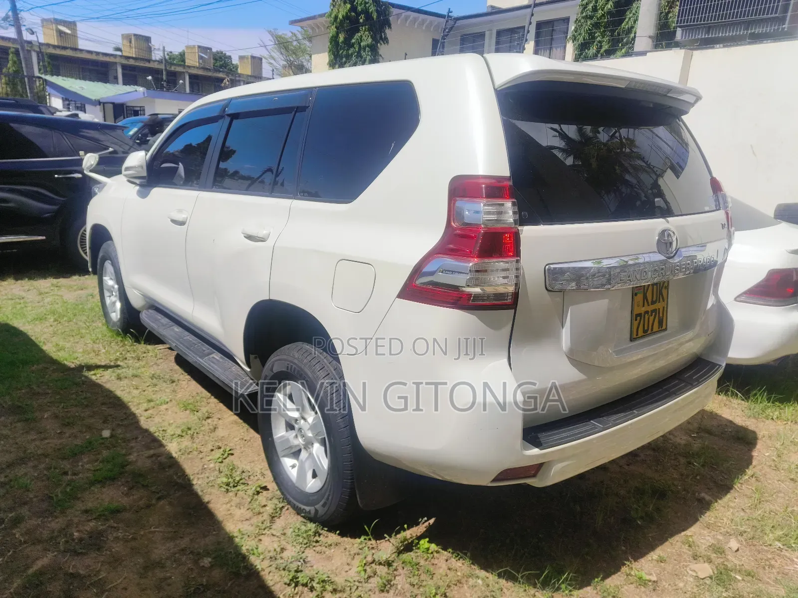 Toyota Land Cruiser Prado 2015 White