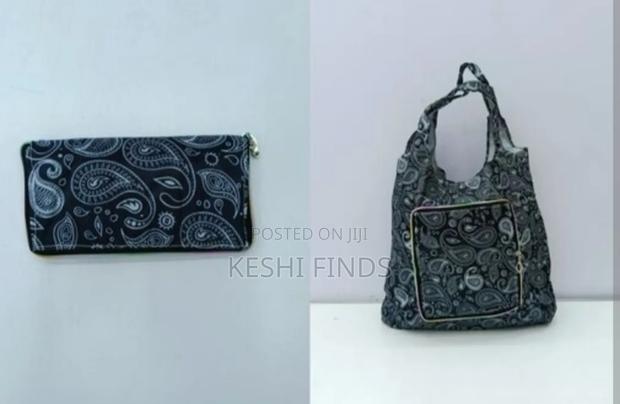 Reusable Foldable Shopping Bag - thumbnail 3