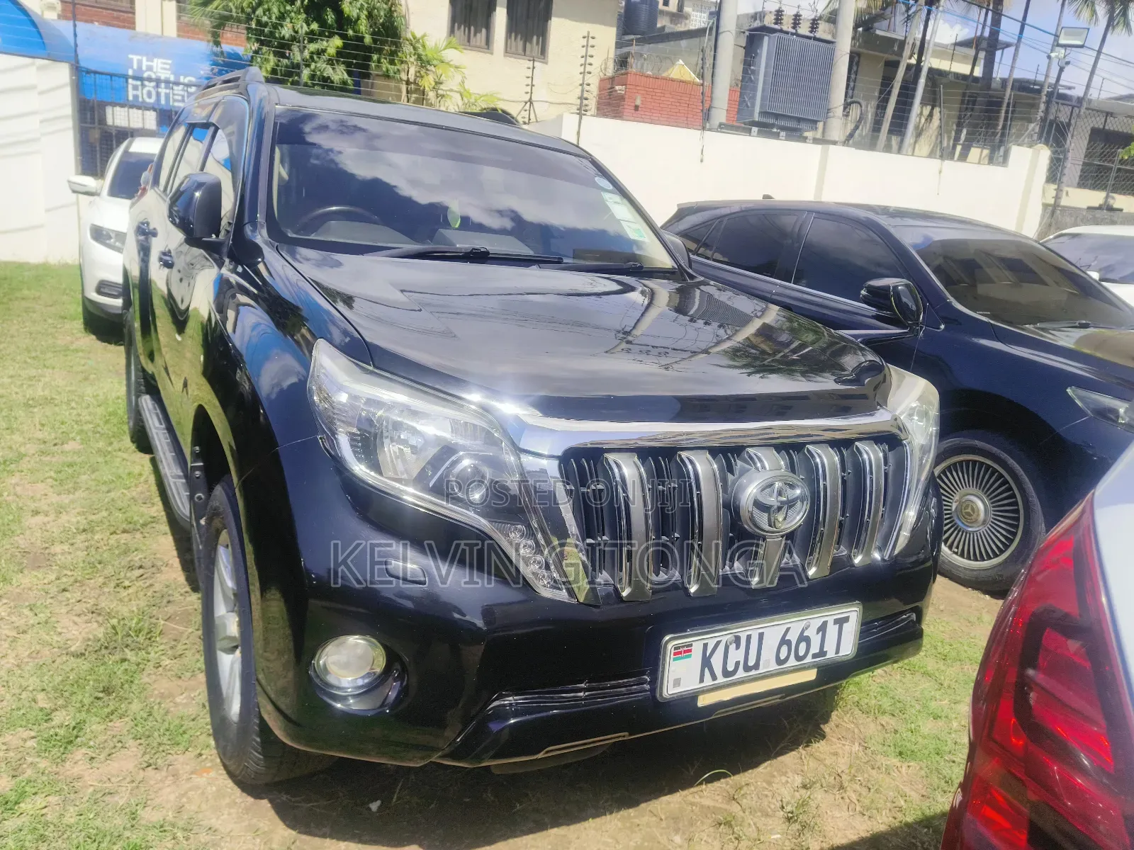 Toyota Land Cruiser 2012 Black
