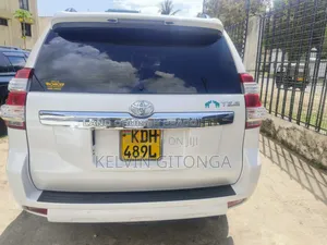 Toyota Land Cruiser 2015 White