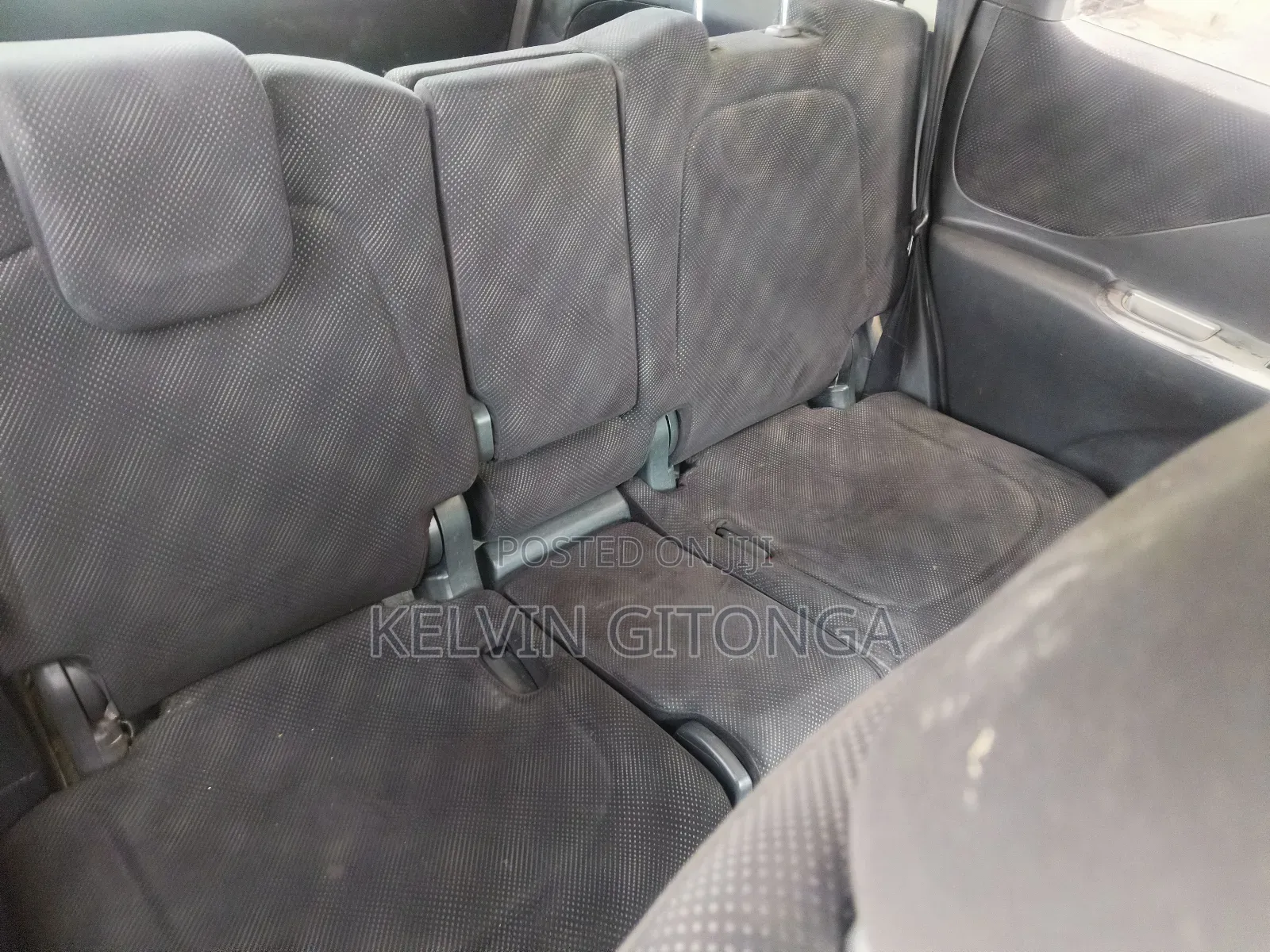 Toyota Ractis 2011 Silver