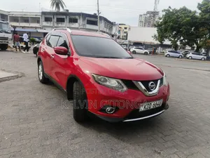 Nissan X-Trail 2015 Red