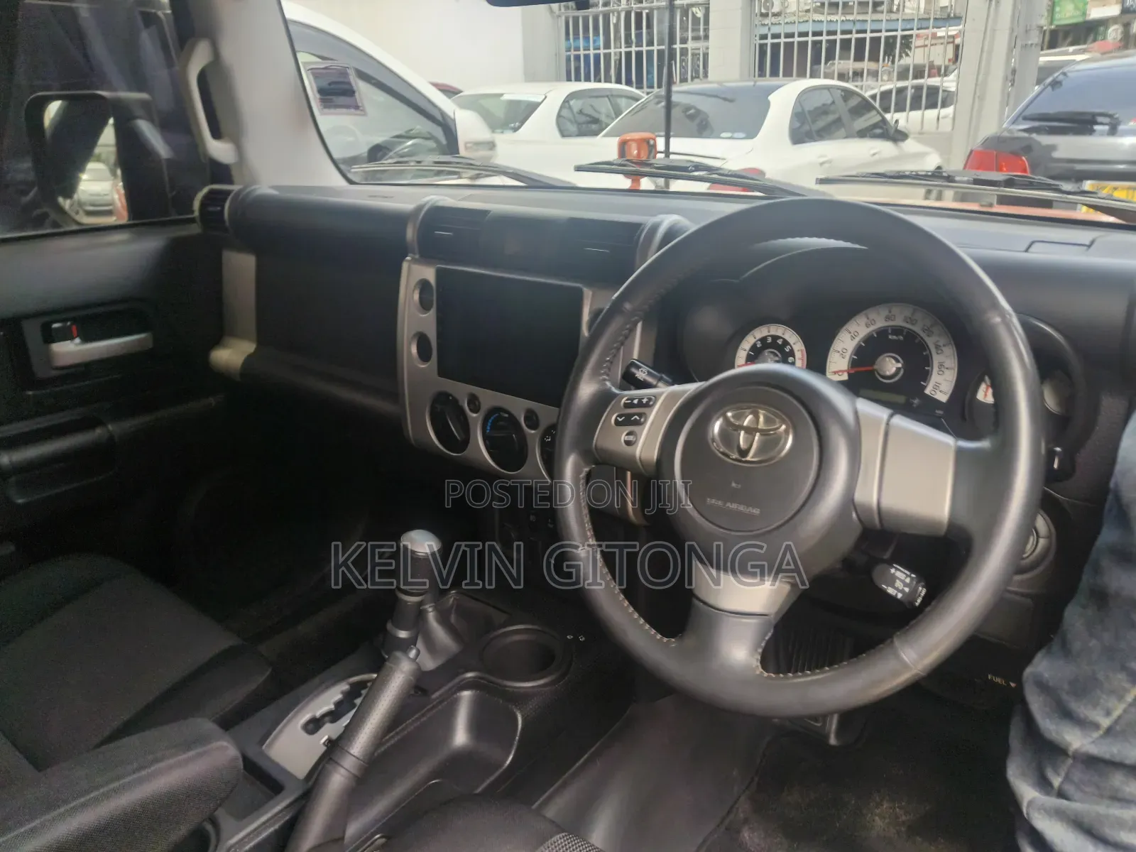 Toyota FJ Cruiser 2017 Orange