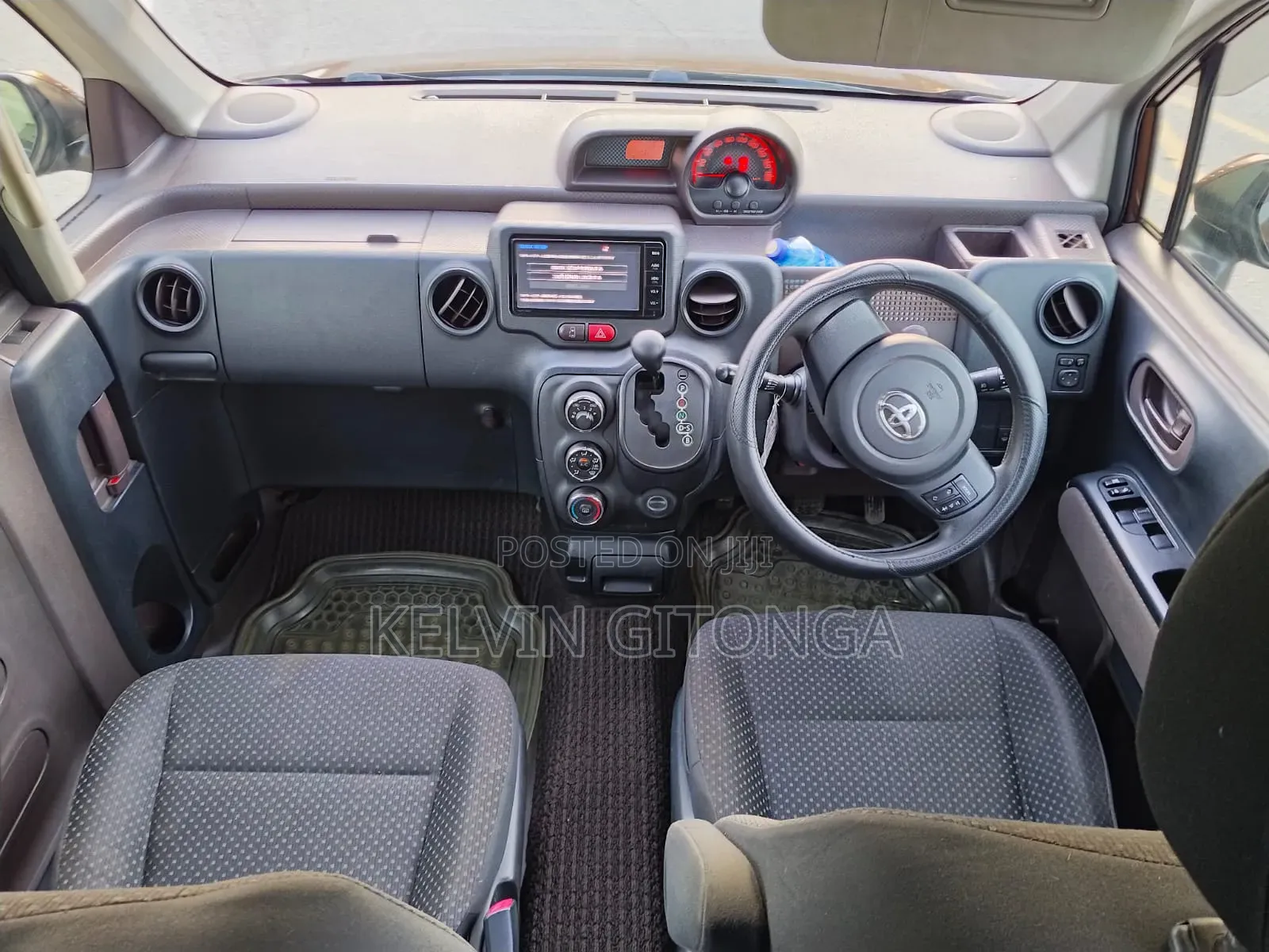 Toyota Porte 2016 Beige