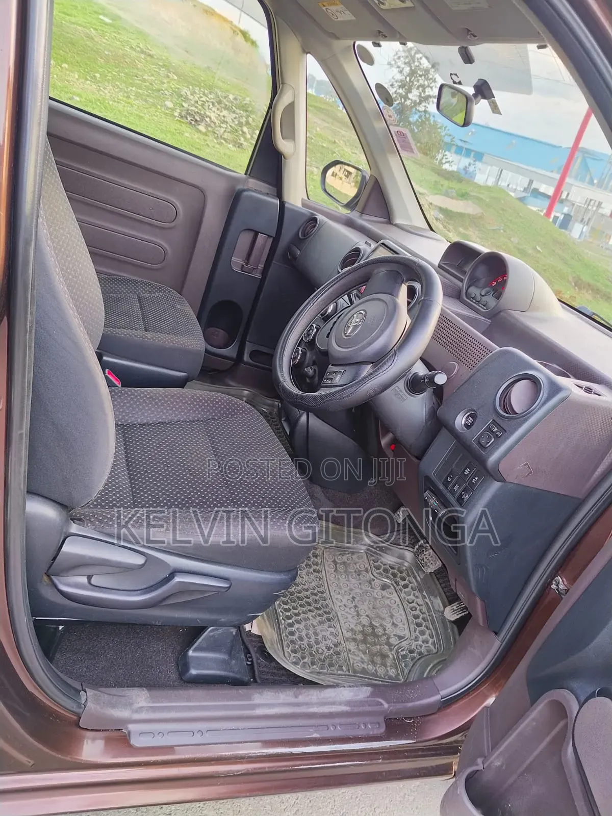 Toyota Porte 2016 Beige
