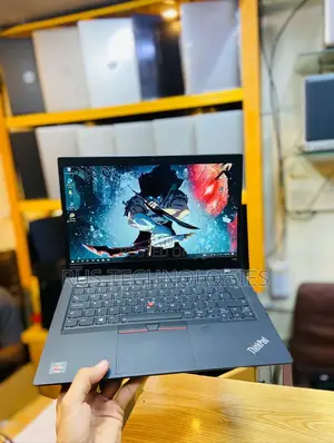 Laptop Lenovo ThinkPad t495s 8GB AMD Ryzen 5 SSD 256GB
