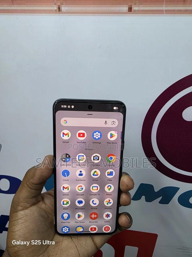 Google Pixel 8 128 GB Black - thumbnail 4