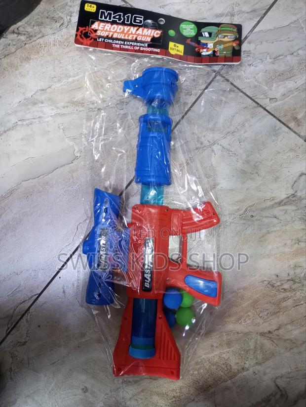 Toy Gun / Shooting Blaster - thumbnail 4