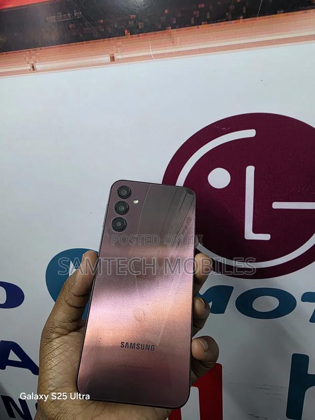 Samsung Galaxy A24 128 GB Rose Gold