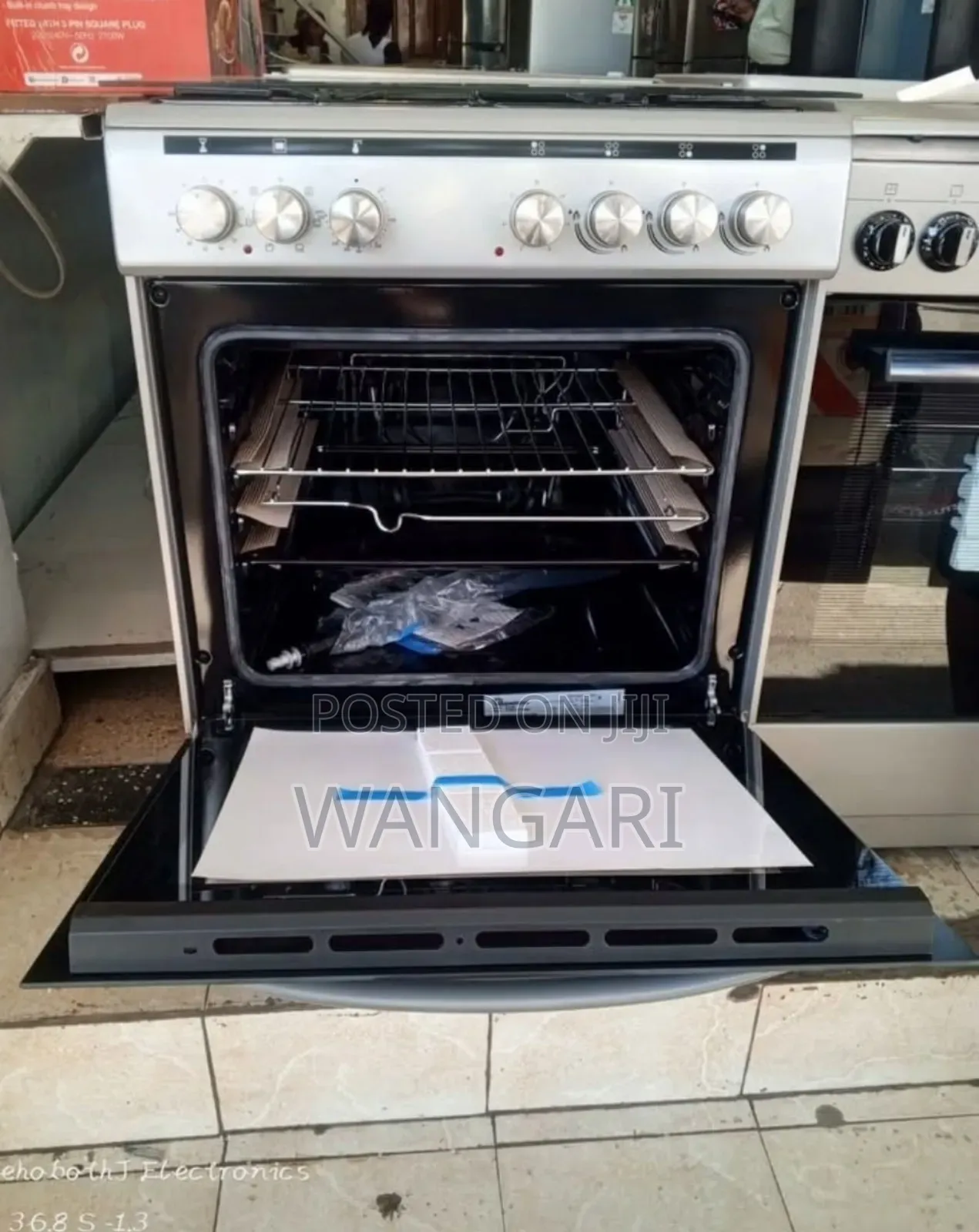 60 by 60 Ramtons Standing Cooker With Electric Oven