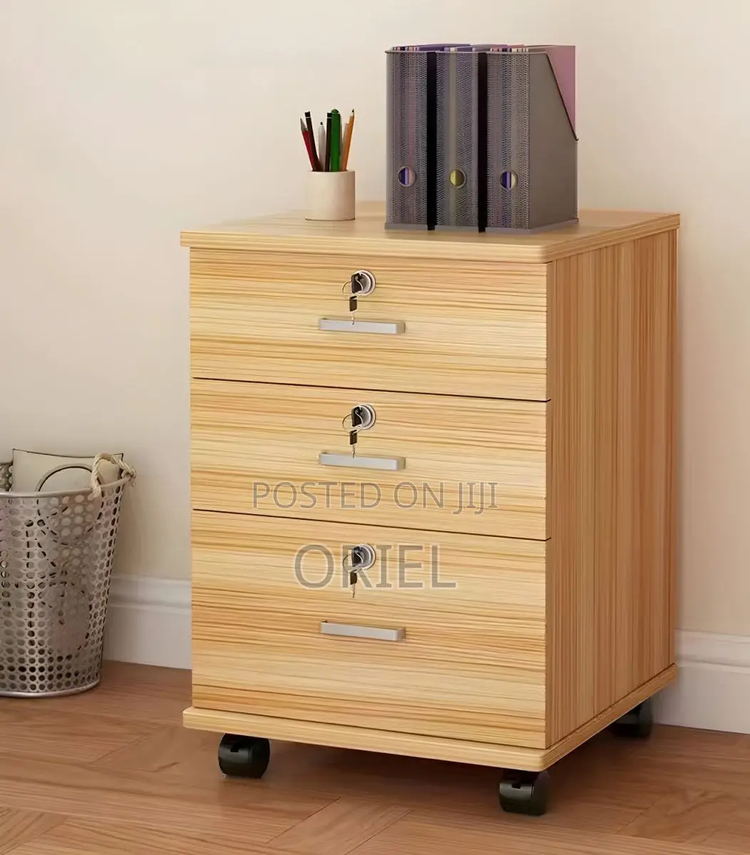 Cabinet: Under-Desk 3-Drawer Rolling Office Cabinet