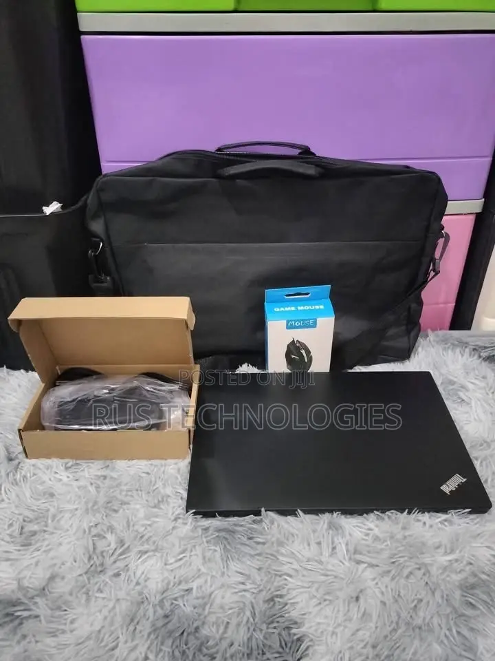 New Laptop Lenovo ThinkPad X270 8GB Intel Core i5 SSD 256GB