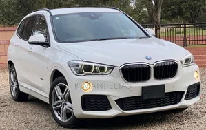 BMW X1 sDrive28i FWD 2018 White