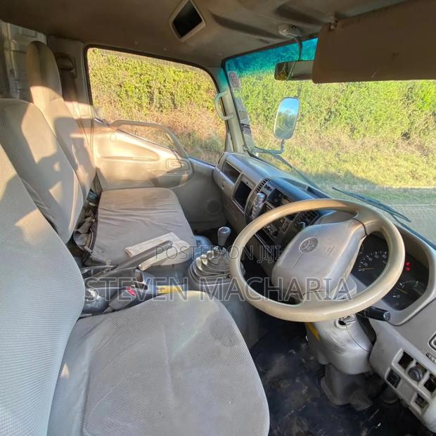 Toyota Dyna Double - thumbnail 13