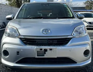 Toyota Passo 1.0 FWD 2020 Silver