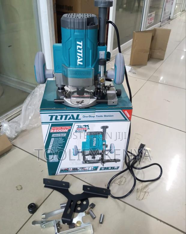 Total 2200w Wood Router - main view