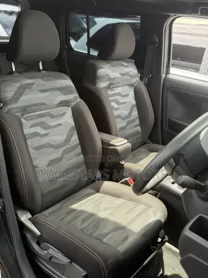 Daihatsu Tanto 660 FWD 2019 Black