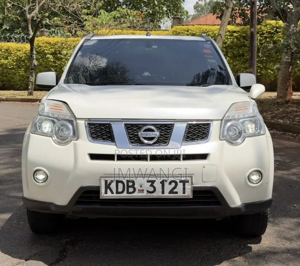 Nissan X-Trail 2013 White