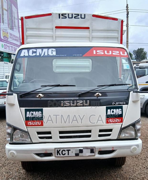 2019 Isuzu NPR - thumbnail 10