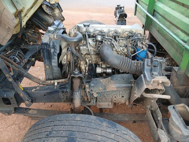 2018 Isuzu NPR - thumbnail 5