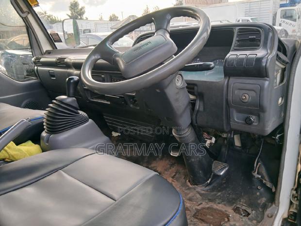 2018 Isuzu NPR - thumbnail 8