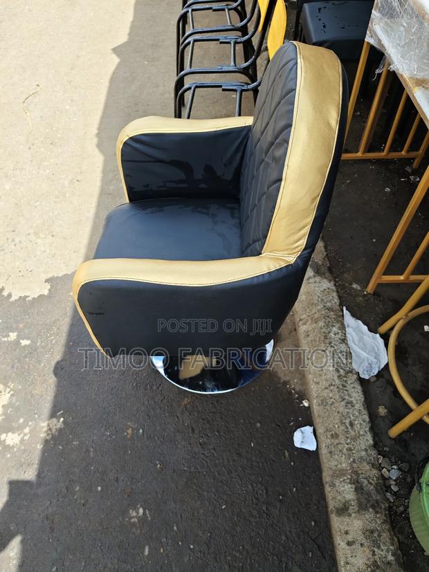 Hydraulic Styling Pump, Black and Gold - thumbnail 3