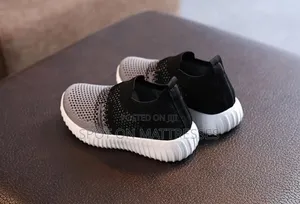 Kids' Breathable Sneakers. Sizes 22-33. Delivery Services Available.