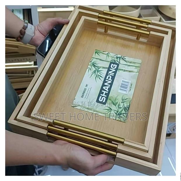 Bamboo Food Storage Trays
With Handle - main view