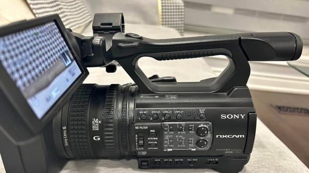 Sony HXR-Nx100 Professional Video Camera - thumbnail 3