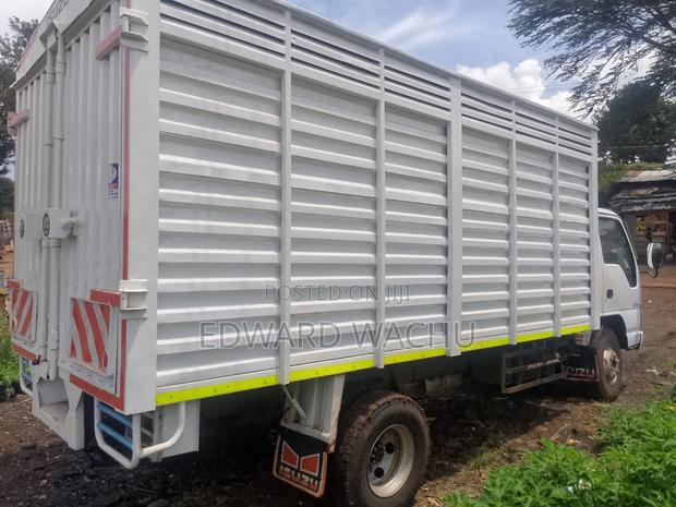 Isuzu 4.3 NPR - thumbnail 2