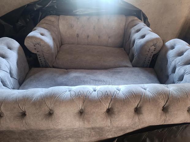 Chester Seats 3 Seater and 2 Seater - thumbnail 5