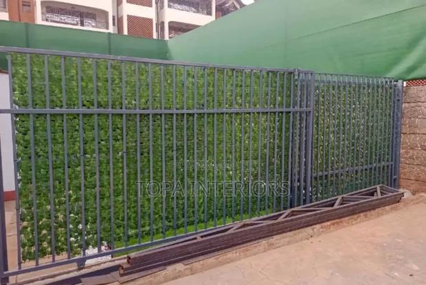 Balcony Privacy Block Artificial Green Flowers Privacy Fence