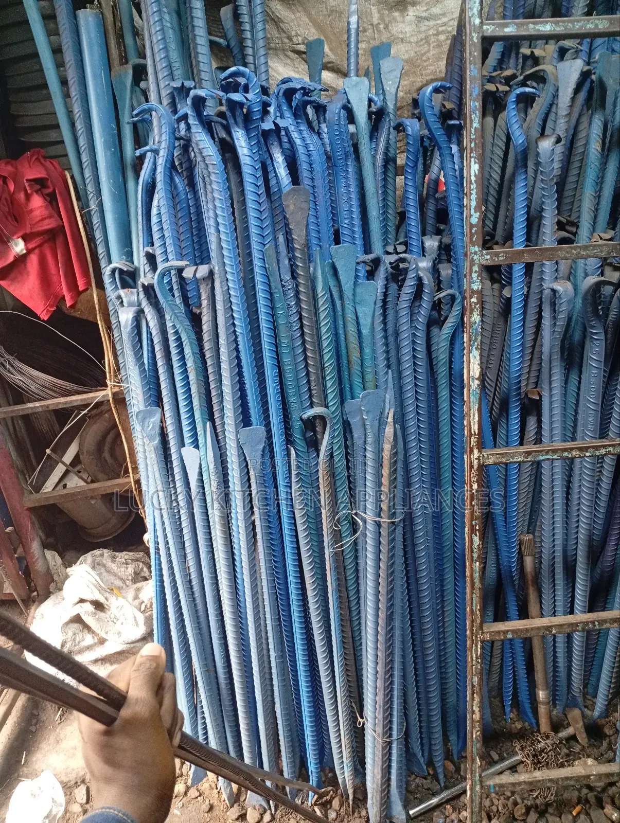 Heavy Duty Clobber Ready Available.