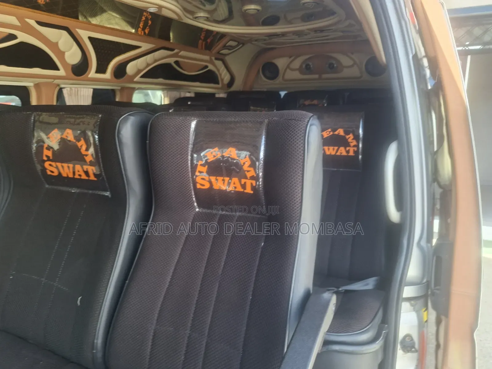 Toyota Grand HiAce 2018 Silver