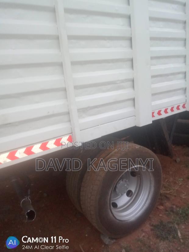 Isuzu FRR Lorry - thumbnail 7