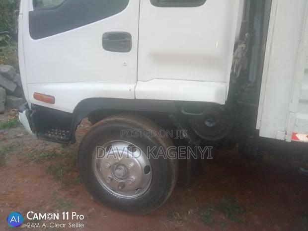 Isuzu FRR Lorry - thumbnail 8