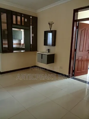 4bdrm Apartment in Kilimani, State House Area for rent