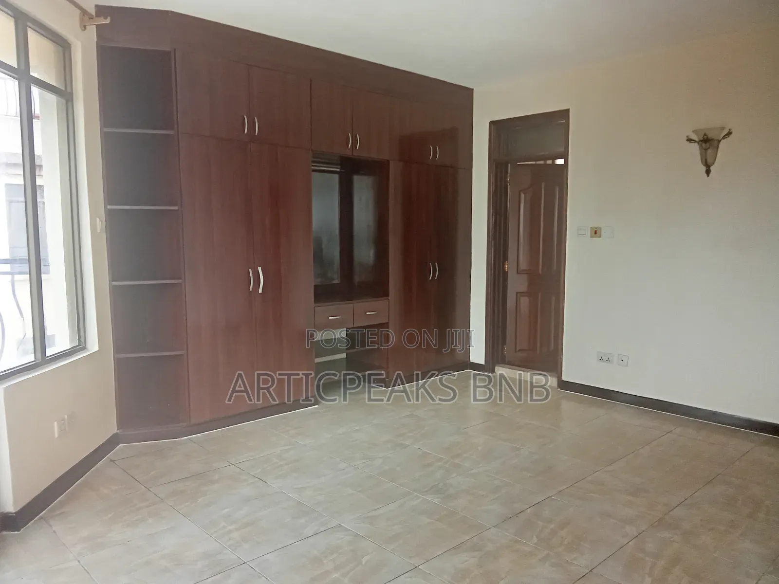 4bdrm Apartment in Kilimani, State House Area for rent