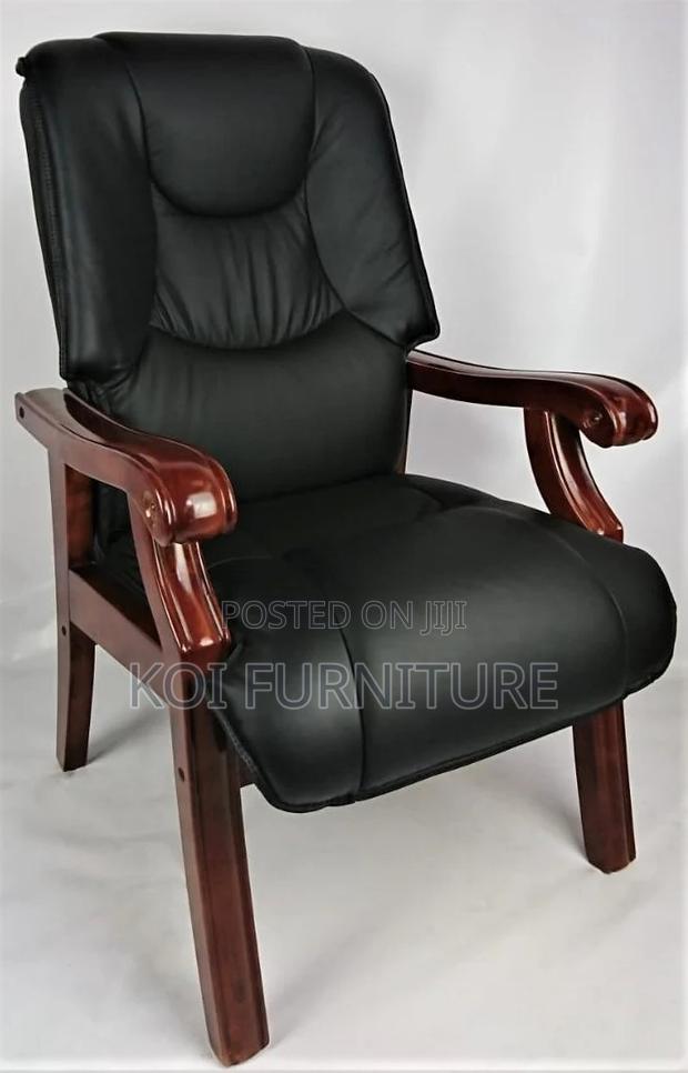 Office Chair : Executive Leather Office Guest or Visitor Chair
