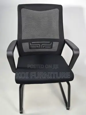 Office Chair : Non-Swivel Mesh Boardroom Chair