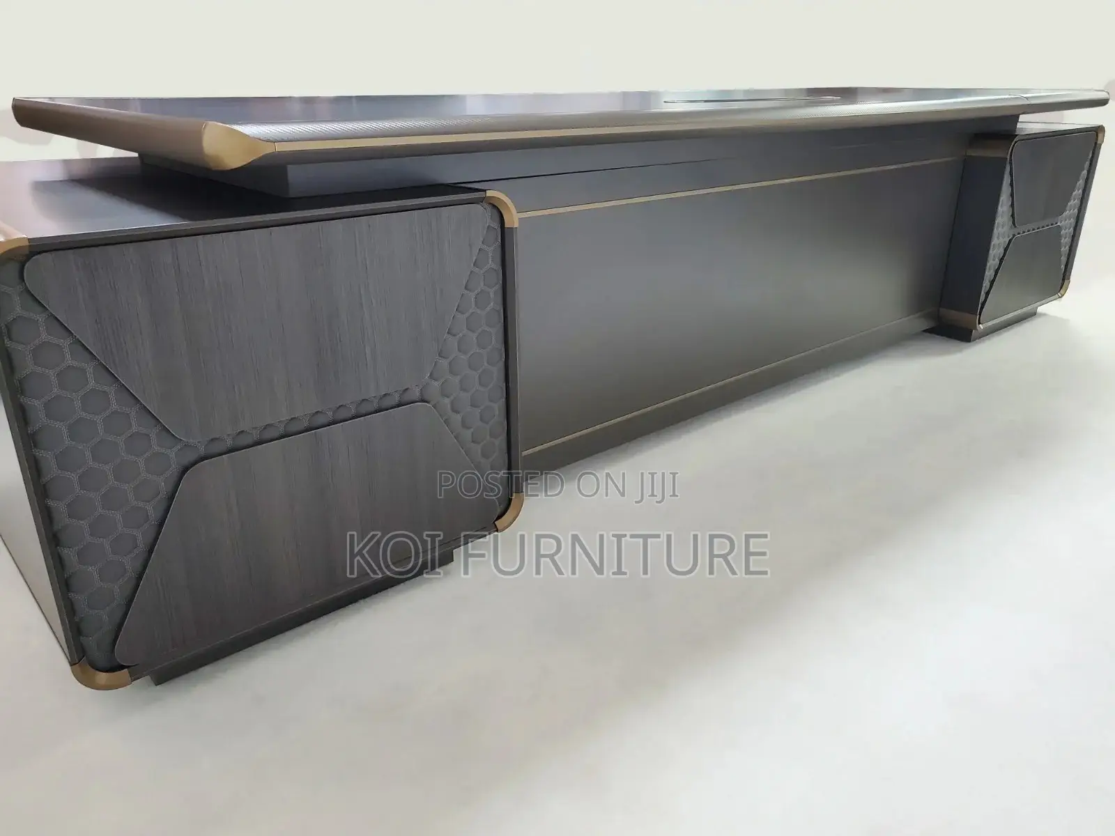 Office Desk : 2.4m Modern Executive Office Desk
