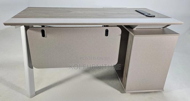 Office Desk : Executive L-shaped Corner Desk With A Modern Design - thumbnail 3